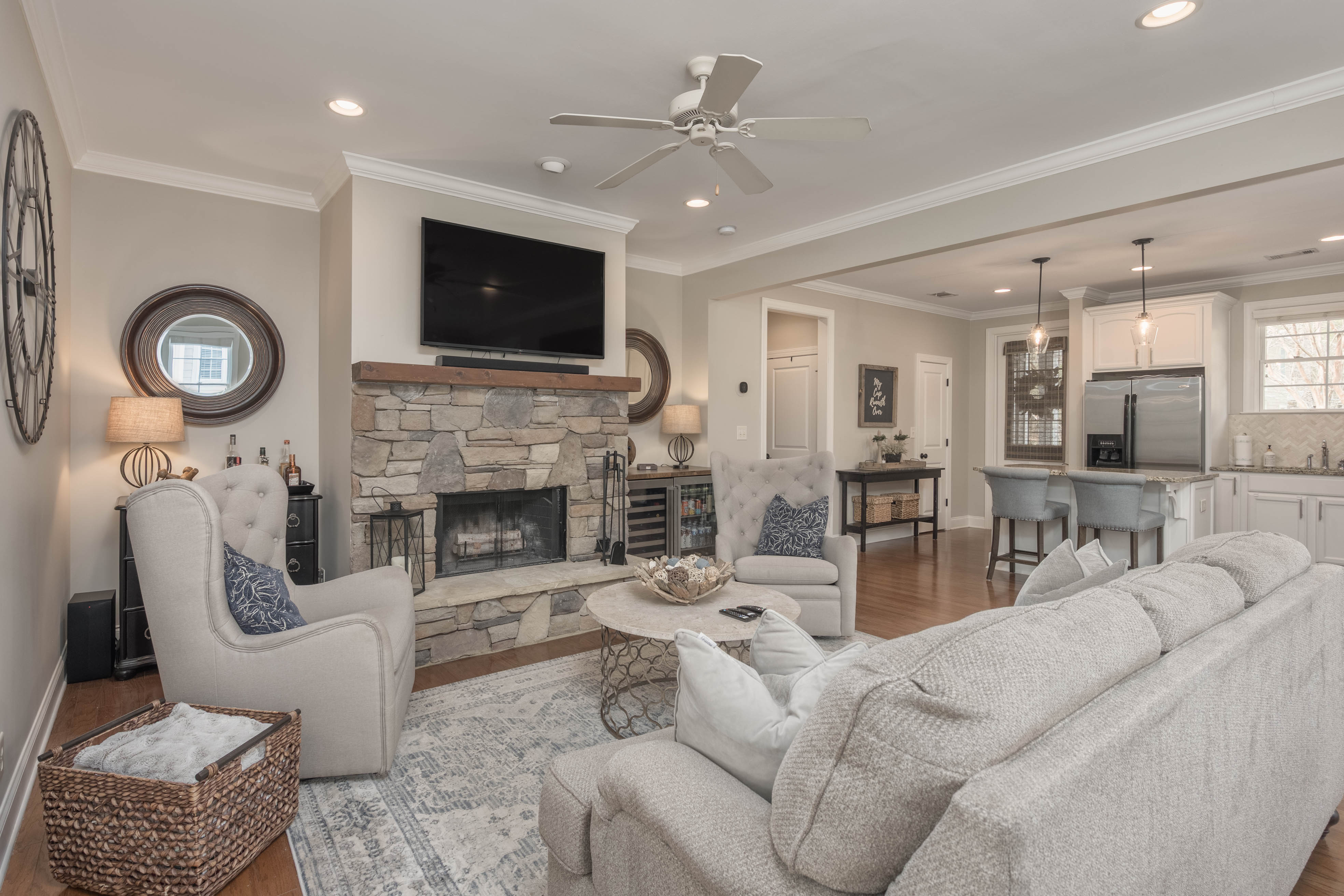 1091 Starboard Drive image 9